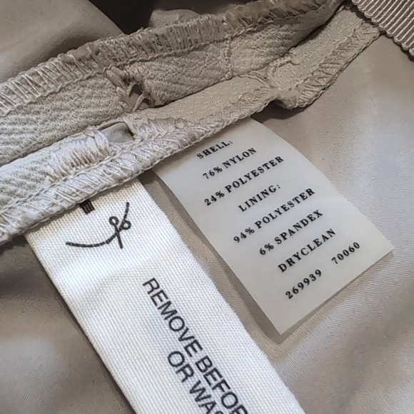 Ann Taylor Beige Floral Lace Pencil Skirt Size 4 Petite - Picture 7 of 10